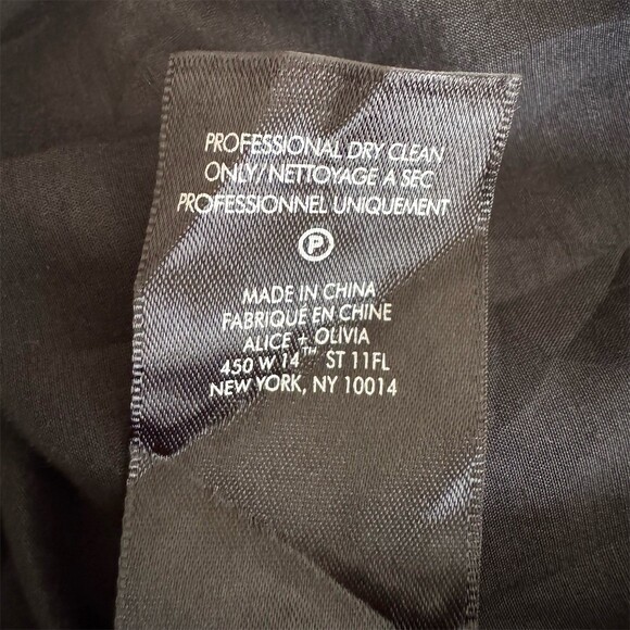 Alice + Olivia Kiara Dress Size 2 Black Smocked Waist Mini Button - Picture 14 of 14